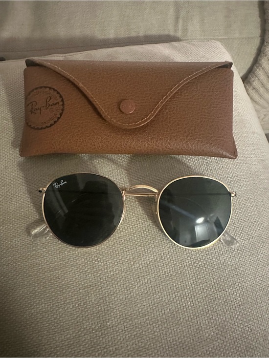 Ray-Ban round metal